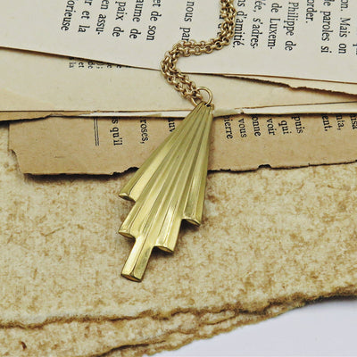 Art Deco Pendant Necklace