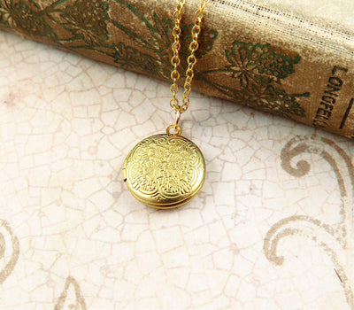 Classic Round Floral Gold Locket