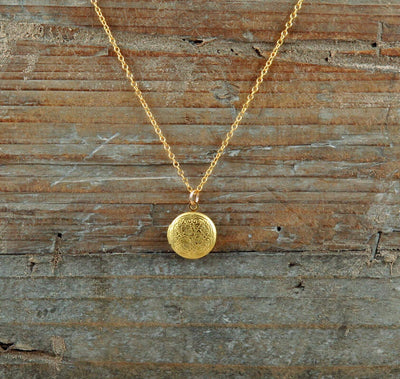 Classic Round Floral Gold Locket