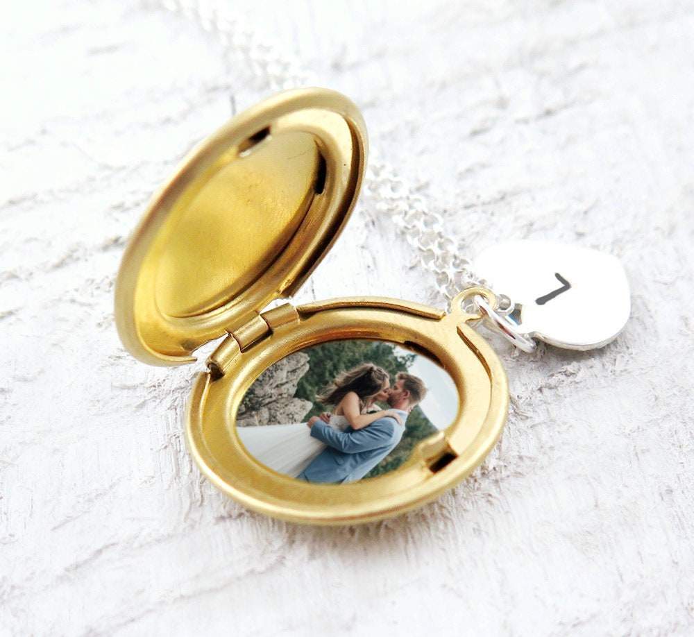 Personalized Gold Locket Necklace