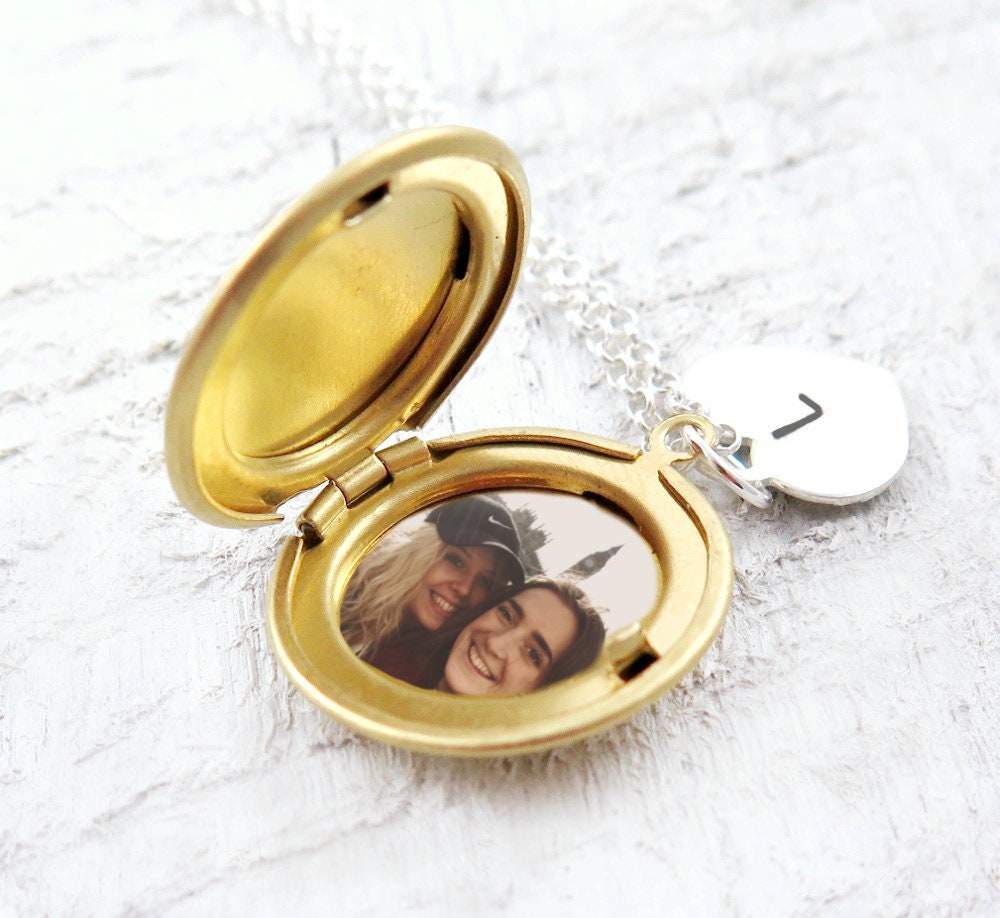 Personalized Gold Locket Necklace